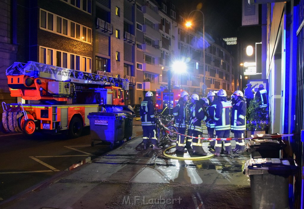 Feuer 2 Koeln Altstadt Nord Marzellenstr P21.JPG - Miklos Laubert